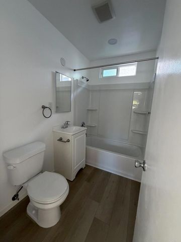 4217 21 3rd Avenue, San Diego, CA 92103