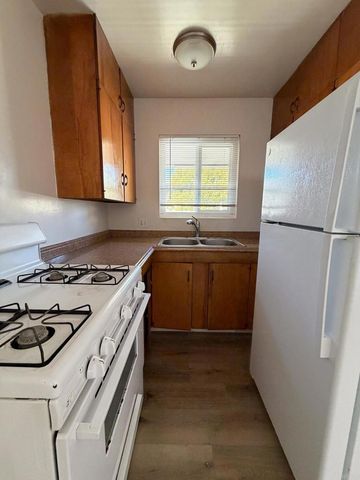 4217 21 3rd Avenue, San Diego, CA 92103