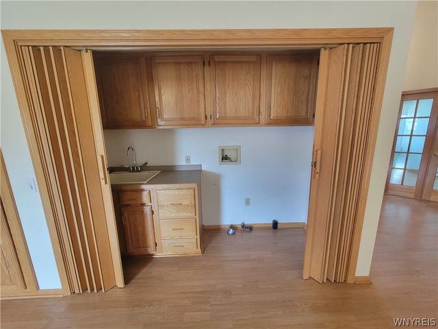 6945 Walmore Road, Wheatfield, NY 14304