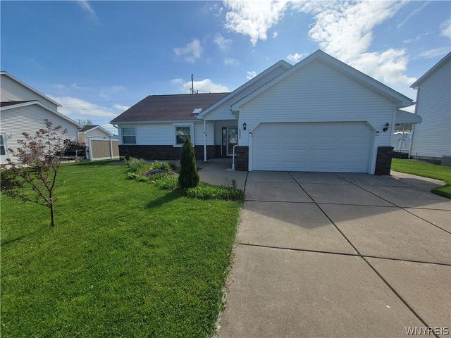 6945 Walmore Road, Wheatfield, NY 14304