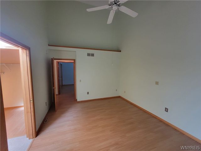 6945 Walmore Road, Wheatfield, NY 14304