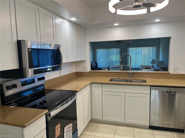 1784 Augusta DR # 101, Fort Myers, FL 33907