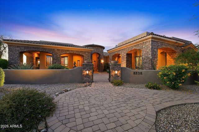 8238 E KRAMER Circle, Mesa, AZ 85207