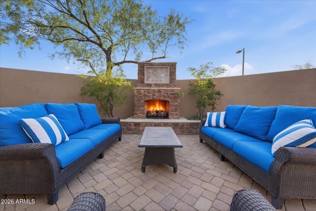 8238 E KRAMER Circle, Mesa, AZ 85207