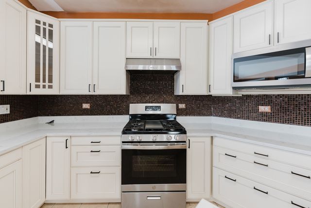 1445 SOMERFIELD Drive, Bolingbrook, IL 60490