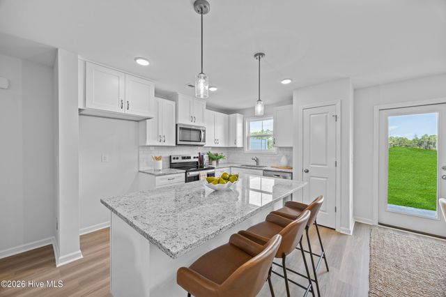 40 W Farley Drive 95, Hampstead, NC 28443