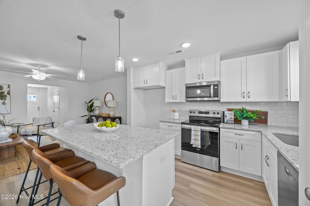 40 W Farley Drive 95, Hampstead, NC 28443