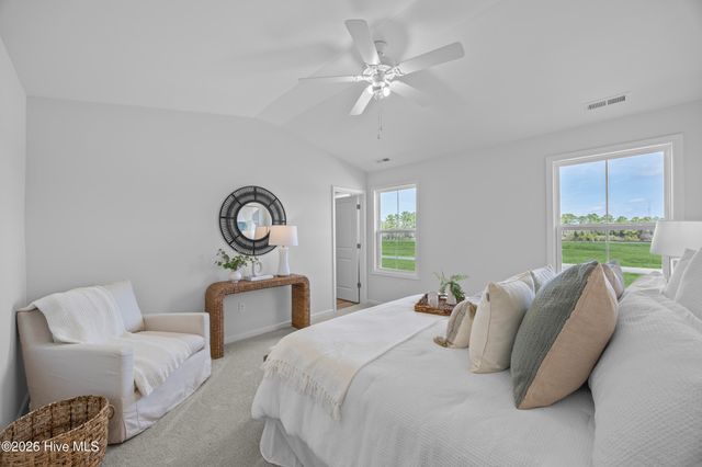 40 W Farley Drive 95, Hampstead, NC 28443