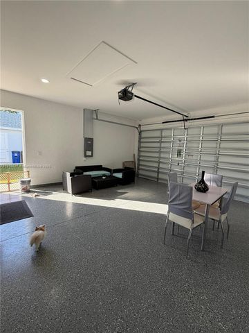 2923 22th St, Lehigh Acres, FL 33976