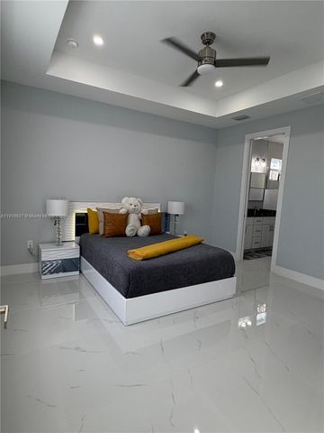 2923 22th St, Lehigh Acres, FL 33976