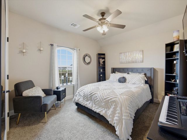 340 Pescado Court, Godley, TX 76044