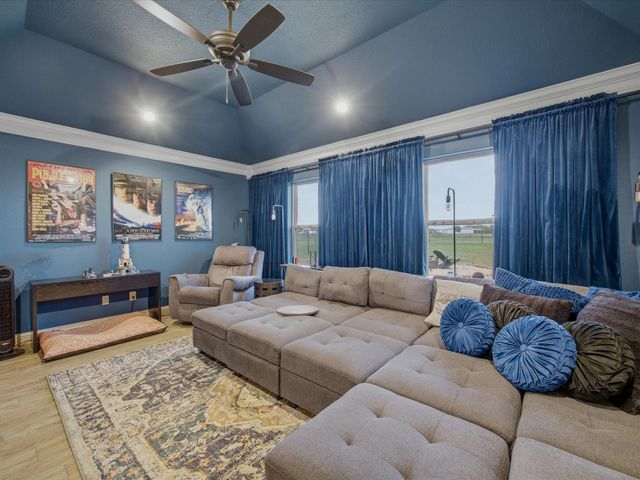 340 Pescado Court, Godley, TX 76044