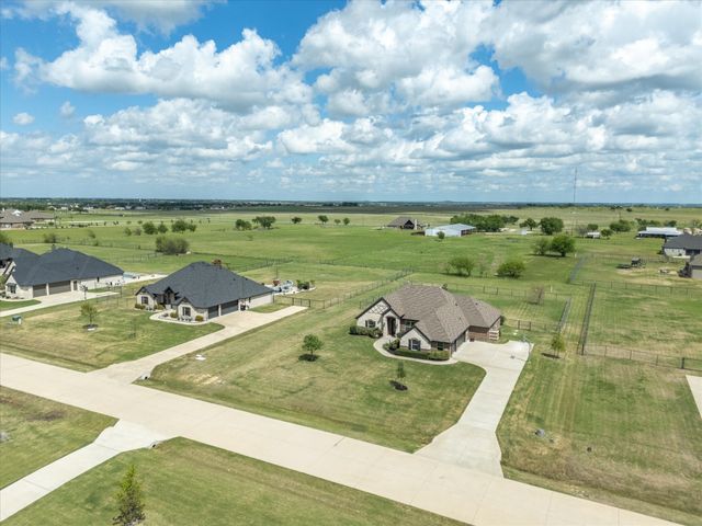 340 Pescado Court, Godley, TX 76044
