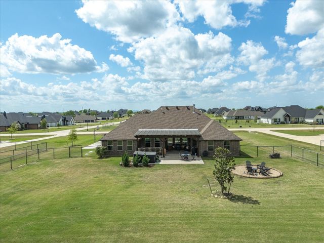 340 Pescado Court, Godley, TX 76044