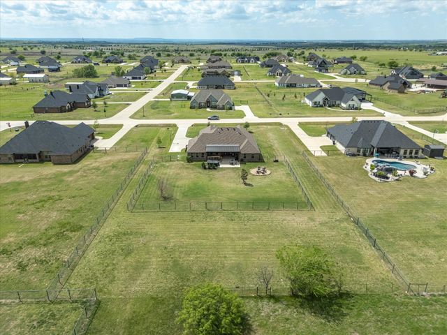 340 Pescado Court, Godley, TX 76044