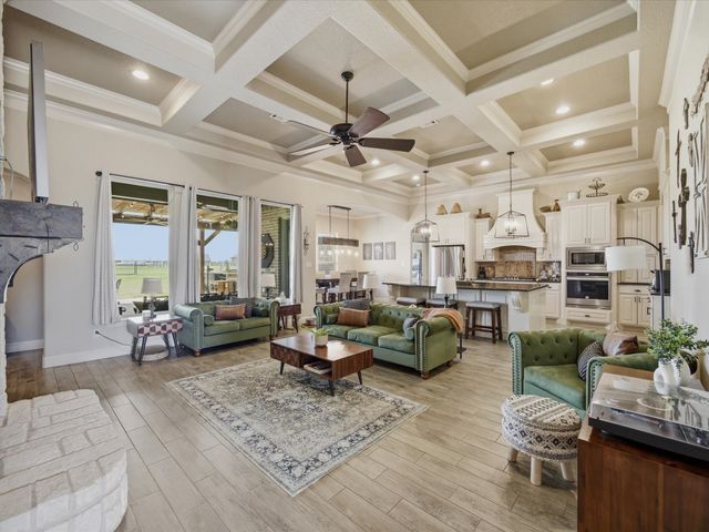 340 Pescado Court, Godley, TX 76044