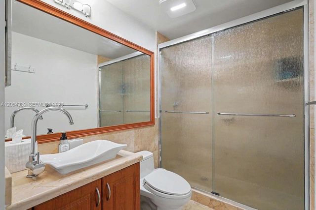 5085 NW 7th Street 906, Miami, FL 33126