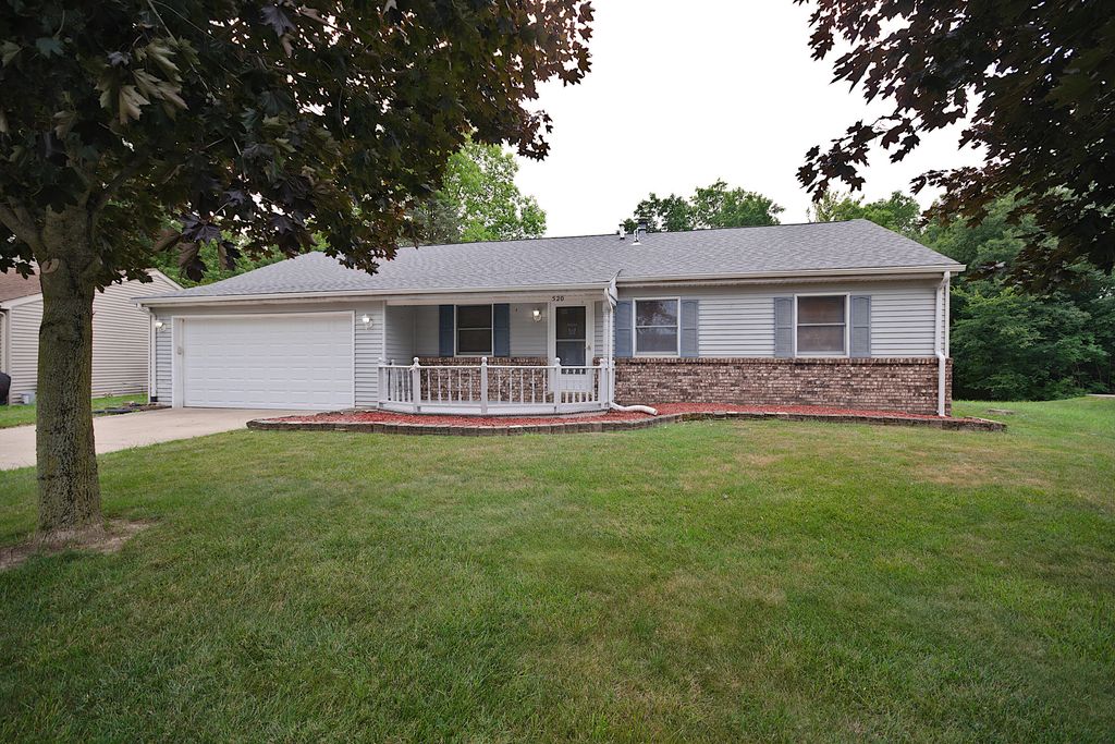 520 Sunshine Drive, Valparaiso, IN 46385