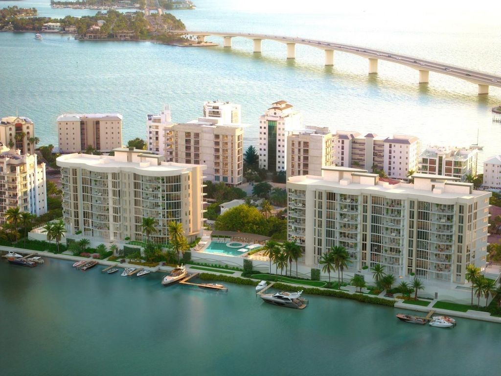 550 GOLDEN GATE POINT 904, Sarasota, FL 34236