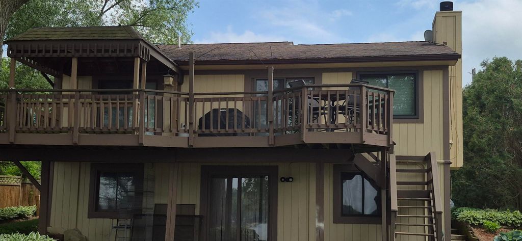 2765 Maple Ridge Avenue, Huron Twp, MI 48356