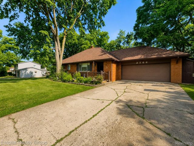 2766 W Huron Street, Waterford Charter Township, MI 48328