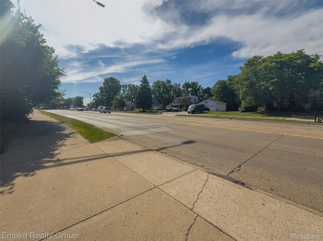 2766 W Huron Street, Waterford Charter Township, MI 48328
