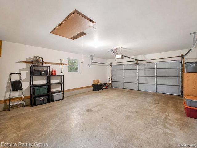 2766 W Huron Street, Waterford Charter Township, MI 48328