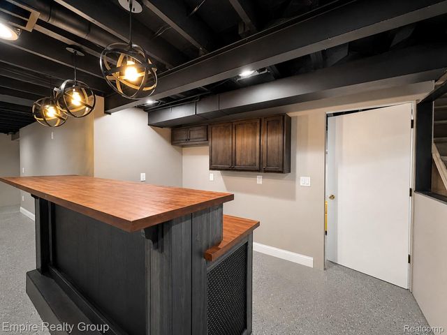 2766 W Huron Street, Waterford Charter Township, MI 48328