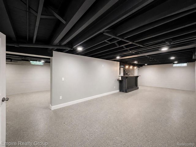 2766 W Huron Street, Waterford Charter Township, MI 48328