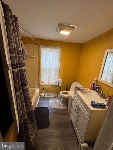 8 S CONESTOGA VIEW DR, Akron, PA 17501