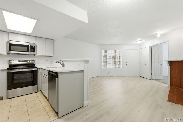 17034 E Tennessee Drive 105, Aurora, CO 80017