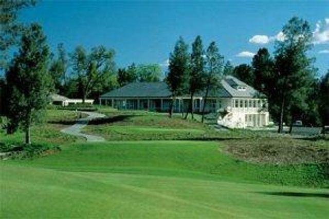 19387 Palermo Court, Redding, CA 96003