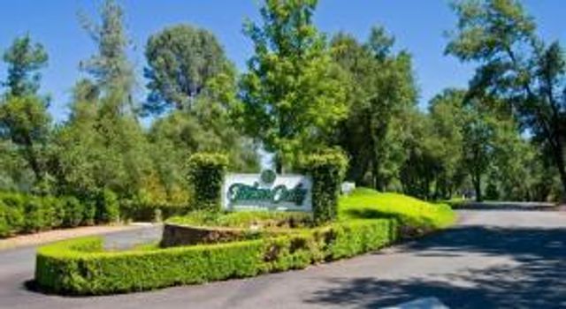 19387 Palermo Court, Redding, CA 96003