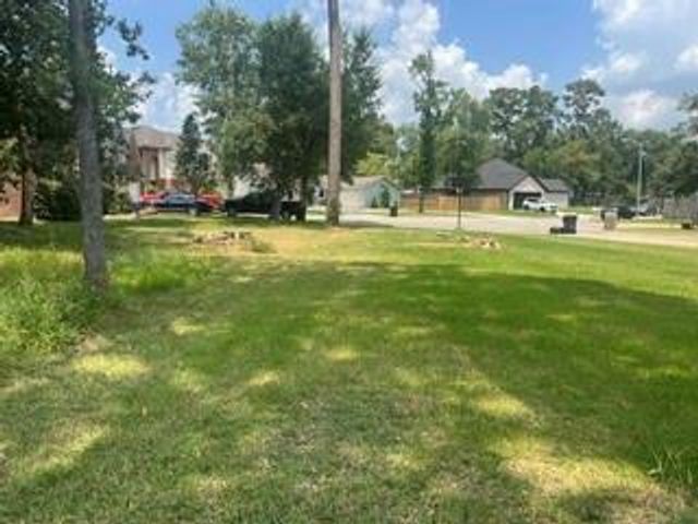 715 Sailfin Court, Crosby, TX 77532