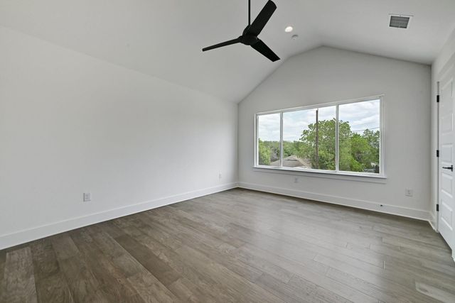 2308 Maxwell LN 1, Austin, TX 78741