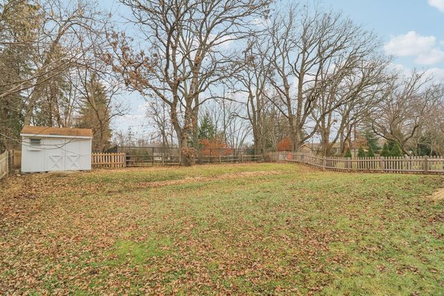 1087 Camillia Place, Fox River Grove, IL 60021