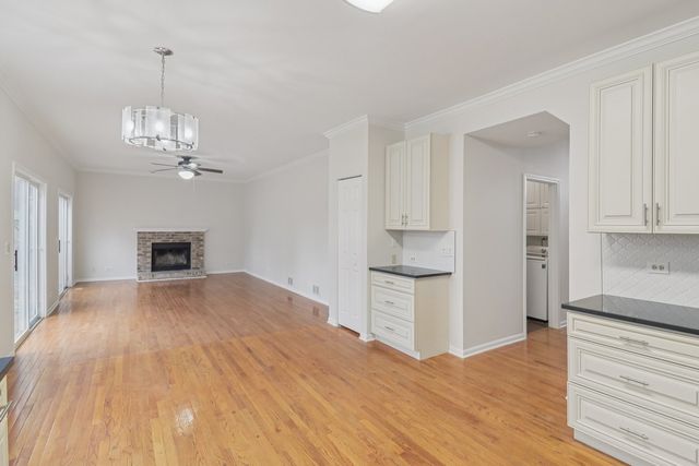 1087 Camillia Place, Fox River Grove, IL 60021