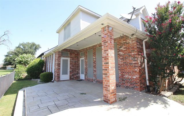 1803 Masters Drive, Desoto, TX 75115