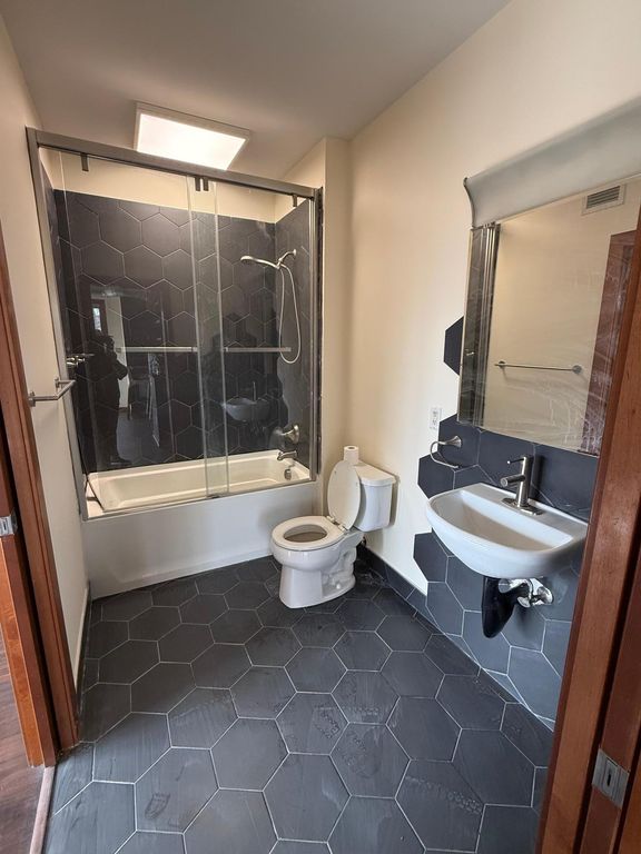 15 E Franklin Avenue E 332, Minneapolis, MN 55404 — photo 5