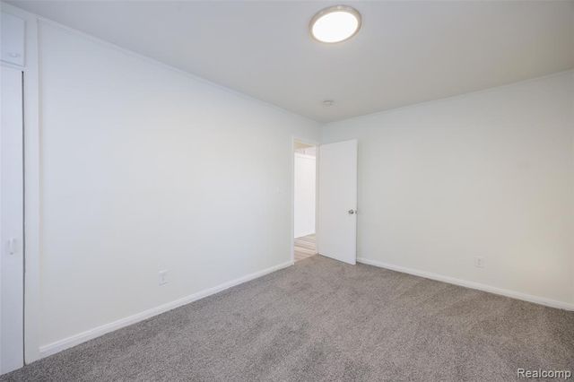 10111 Albany Street, Oak Park, MI 48237