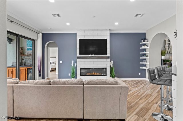 2123 Old Burnt Store RD N, Cape Coral, FL 33993