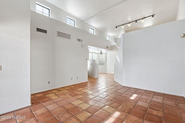 122 N Caviar Place, Tucson, AZ 85745