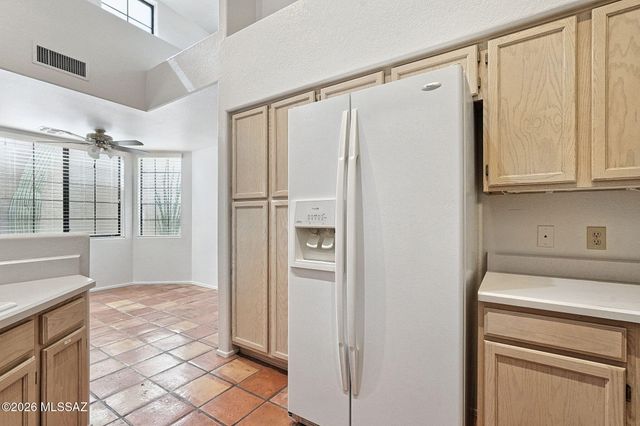 122 N Caviar Place, Tucson, AZ 85745