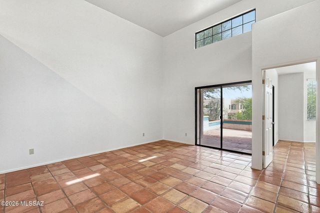 122 N Caviar Place, Tucson, AZ 85745
