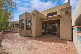 122 N Caviar Place, Tucson, AZ 85745