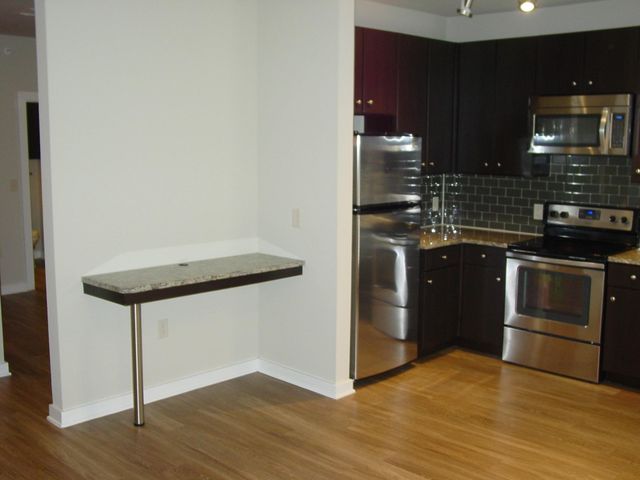 1900 Barton Springs RD 3003, Austin, TX 78704