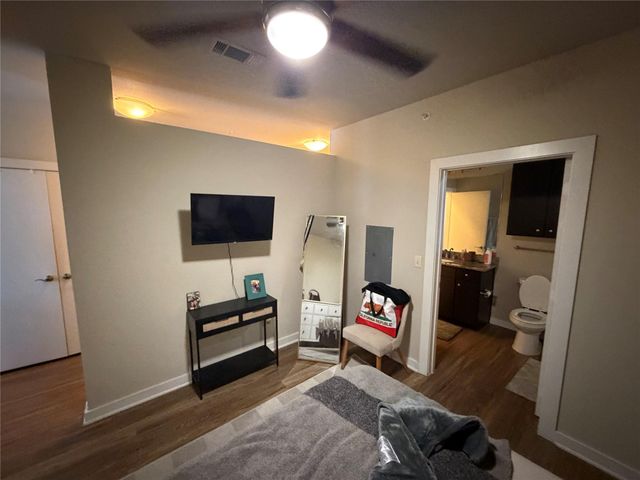 1900 Barton Springs RD 3003, Austin, TX 78704