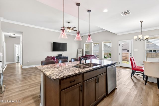 3737 Hamilton Drive, D'iberville, MS 39540