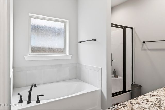 3737 Hamilton Drive, D'iberville, MS 39540