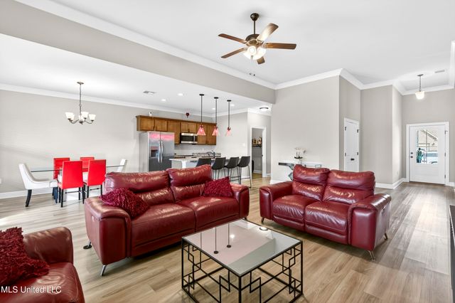 3737 Hamilton Drive, D'iberville, MS 39540